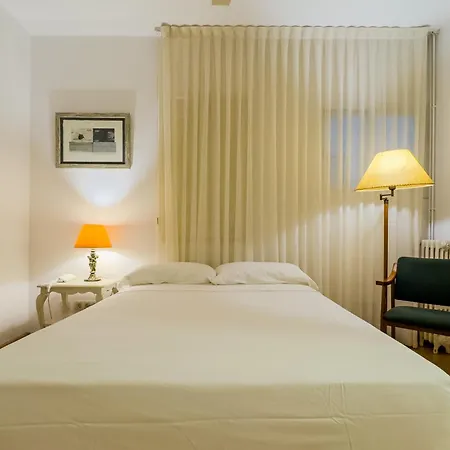 Apartment Enrique Granados Barcelona