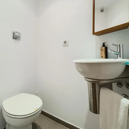 Enrique Granados Apartment *