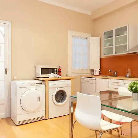 Apartment Enrique Granados *